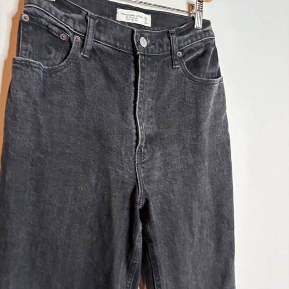 Abercrombie & Fitch Curve Love 90's Straight Ultra High Rise black jeans - Picture 2 of 5